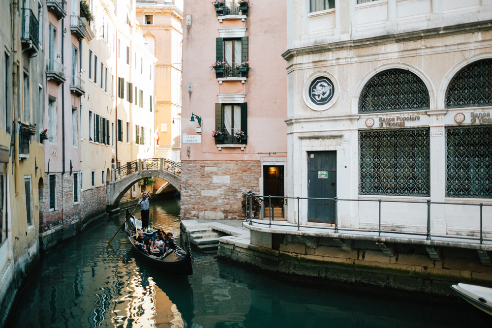 Italy elopement photographer